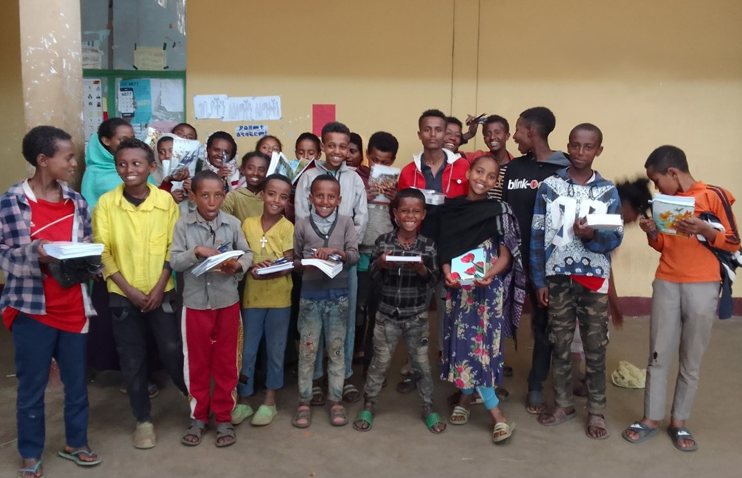 Children from the ST.RE.AM project starting their education, Ethiopia